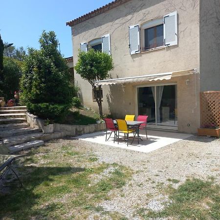 Le Clos Des Lauriers Carcassonne Bagian luar foto