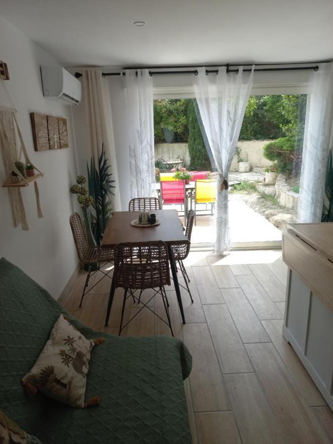 Le Clos Des Lauriers Carcassonne Bagian luar foto