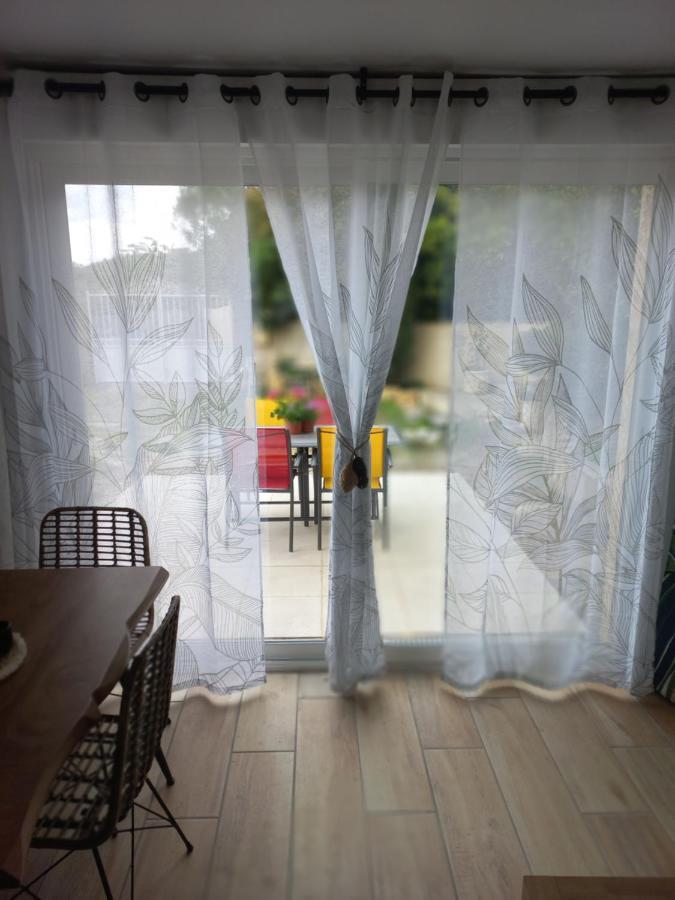 Le Clos Des Lauriers Carcassonne Bagian luar foto