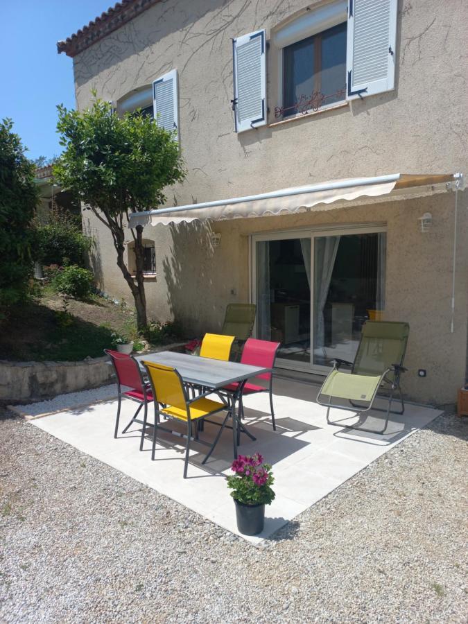 Le Clos Des Lauriers Carcassonne Bagian luar foto