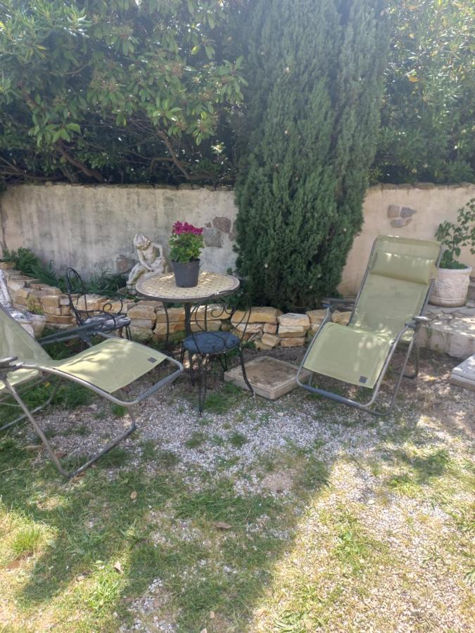 Le Clos Des Lauriers Carcassonne Bagian luar foto